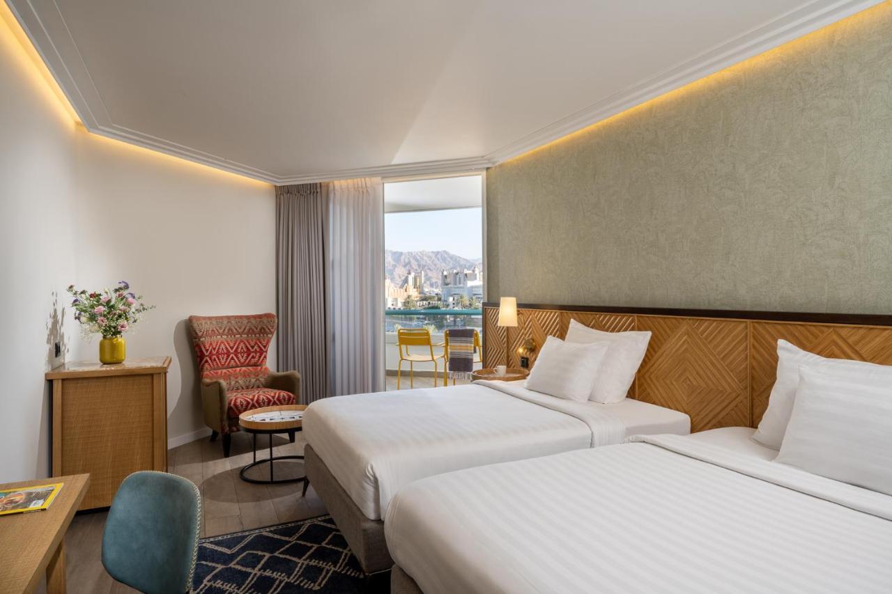 Vert Hotel Eilat By Afi Hotels Bagian luar foto Deluxe room