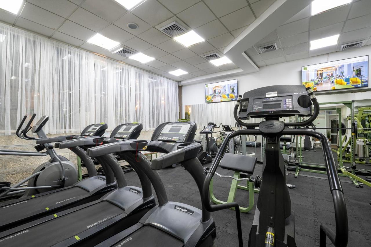 Vert Hotel Eilat By Afi Hotels Bagian luar foto The gym at the University of Law, Birmingham