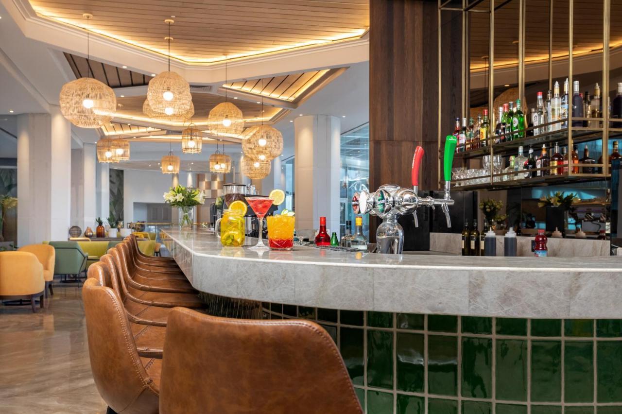 Vert Hotel Eilat By Afi Hotels Bagian luar foto The bar at the hotel